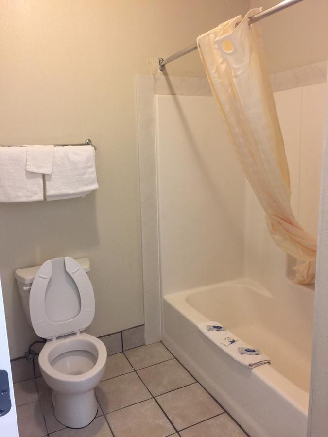 Tech Inn Lubbock Extérieur photo